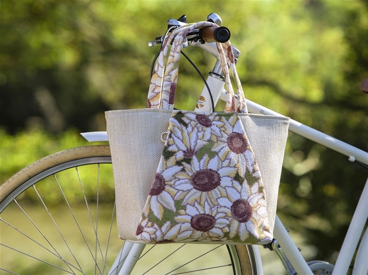 FEILER MAGAZINE 詳細 | フェイラー(FEILER)オフィシャルブランドサイト 